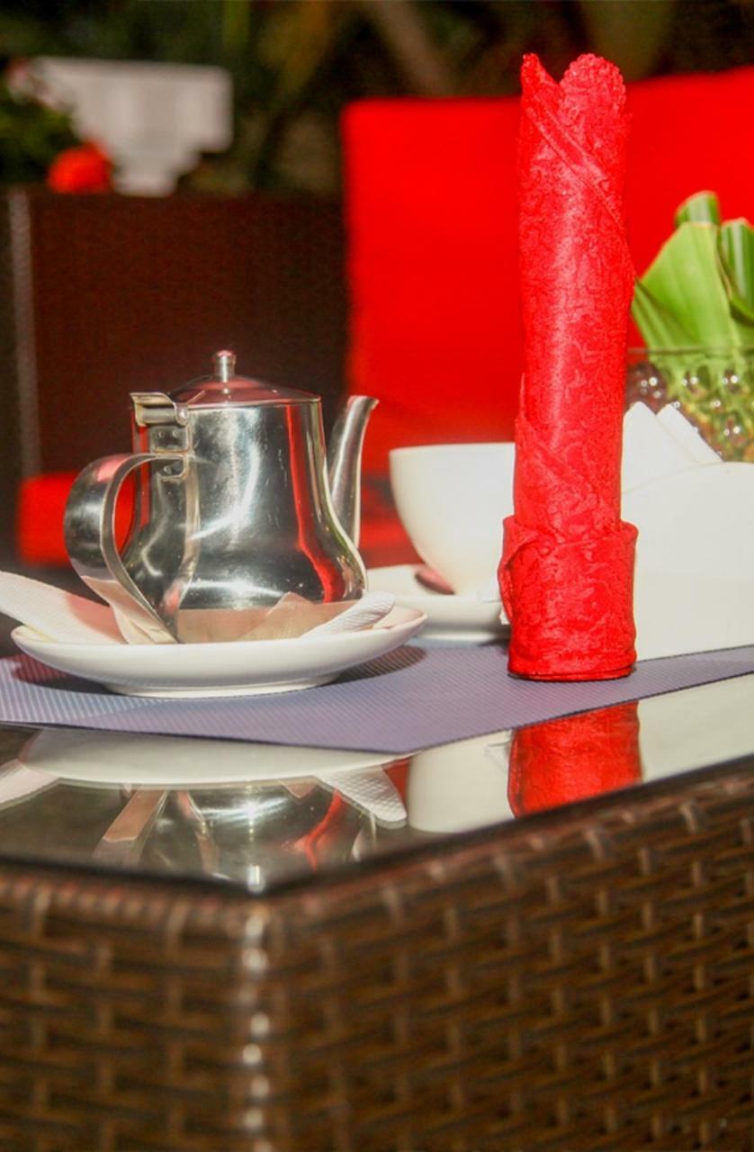 Hotel Kangaroo Бужумбура Екстериор снимка